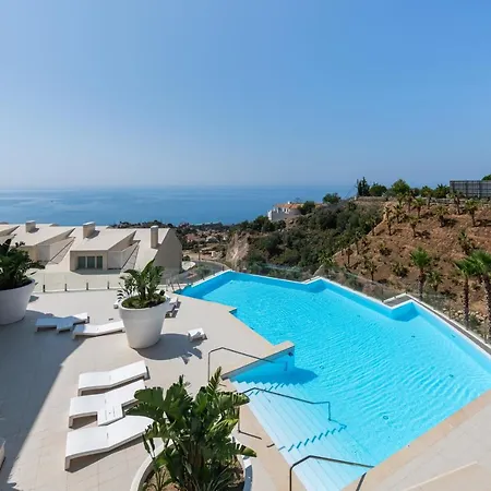 3 Bedroom Sea View Stupa Hills * Benalmadena